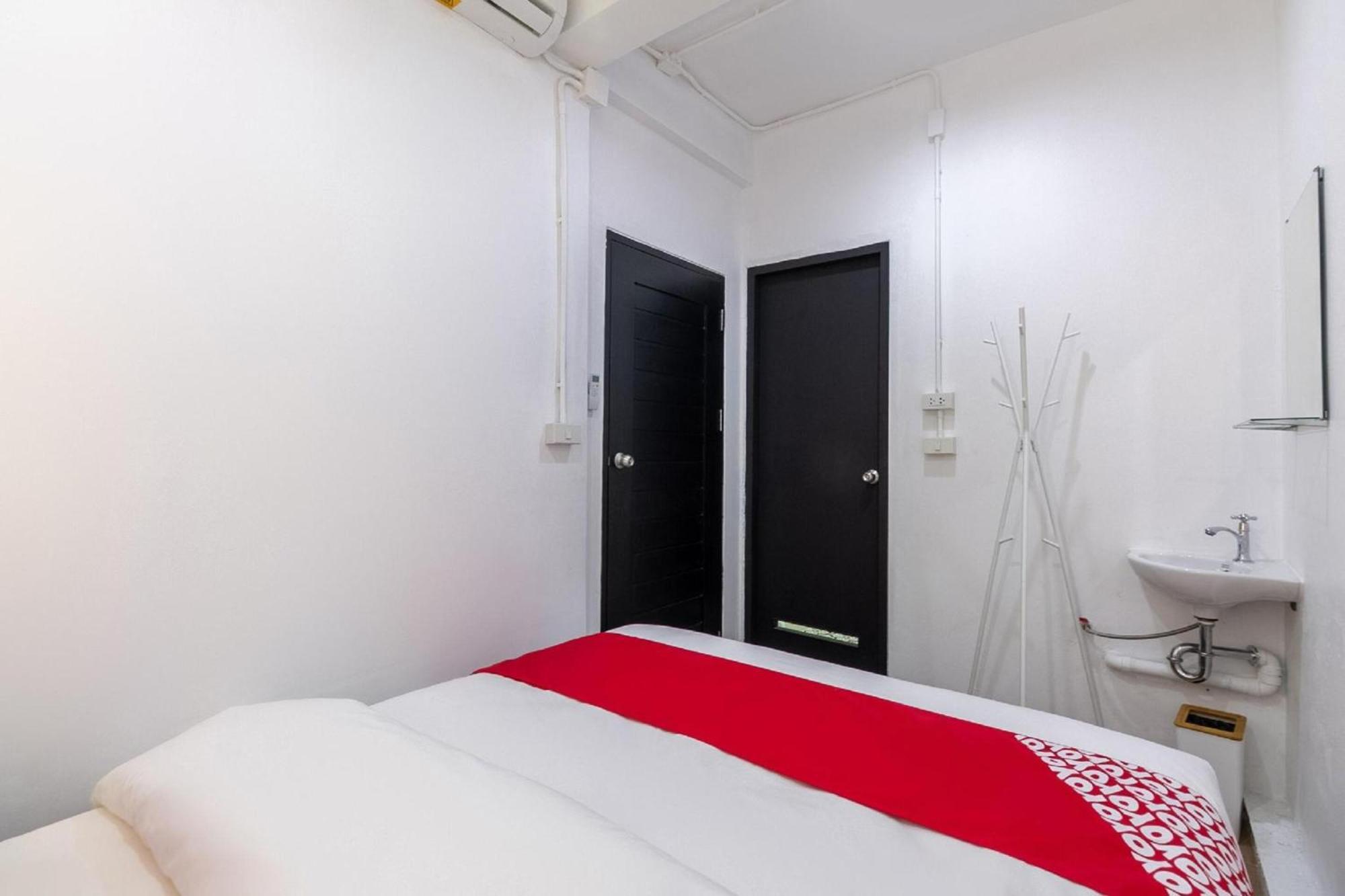 Kudi Hostel Bangkok Luaran gambar